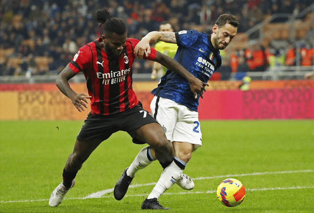  法兰克福中场核心续约谈判陷入僵局引担忧  